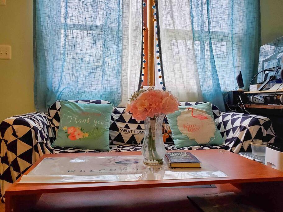 5 Star Room/Close To Town Center And Everything/5 Min Walk Metro Rockville Exterior foto