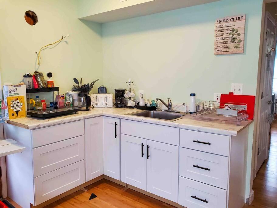 5 Star Room/Close To Town Center And Everything/5 Min Walk Metro Rockville Exterior foto